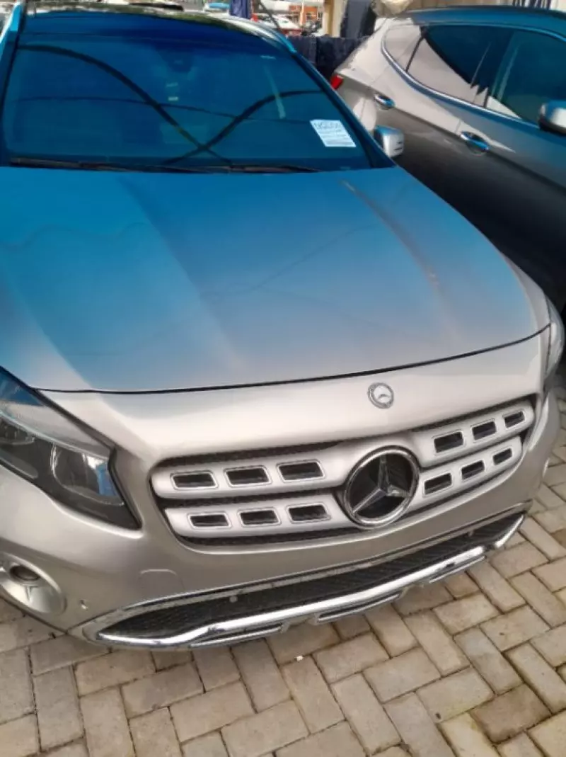 Mercedes-Benz GLA 250   - 2017