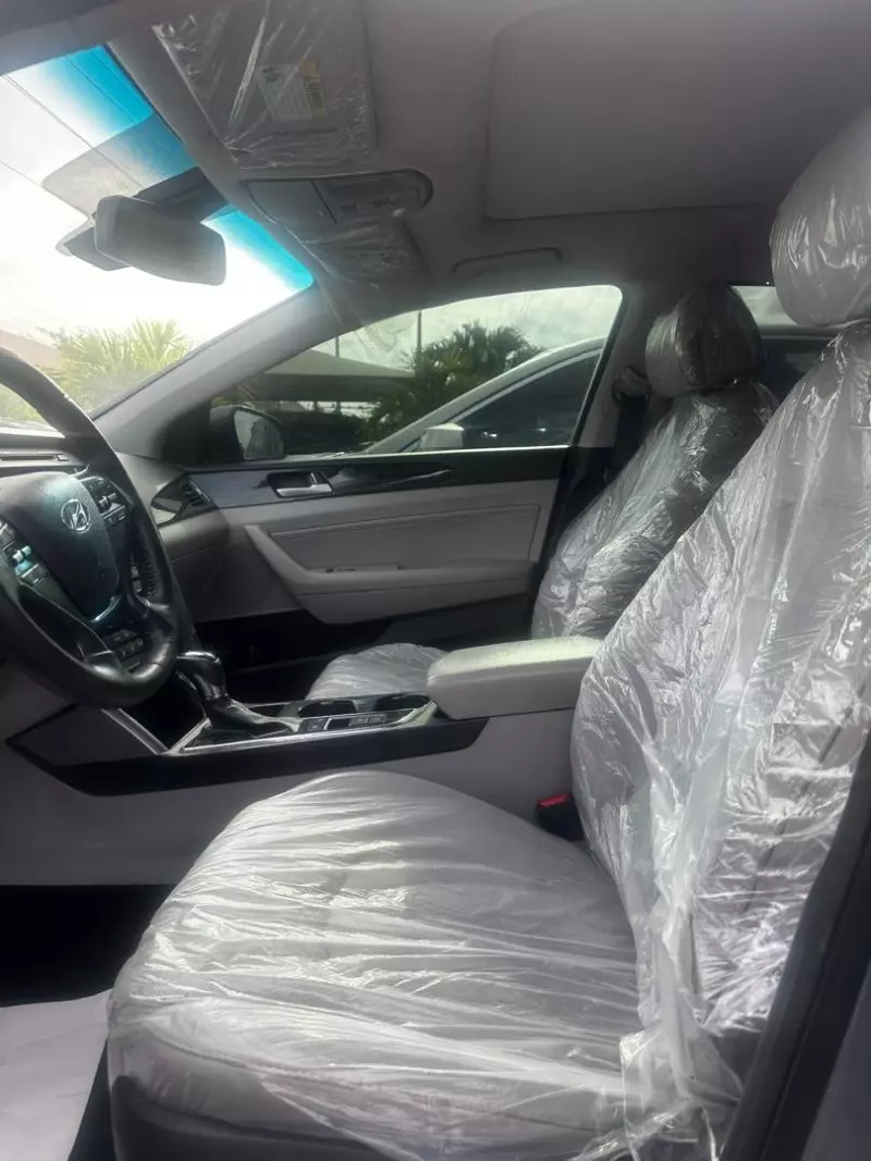 Hyundai Sonata - 2015