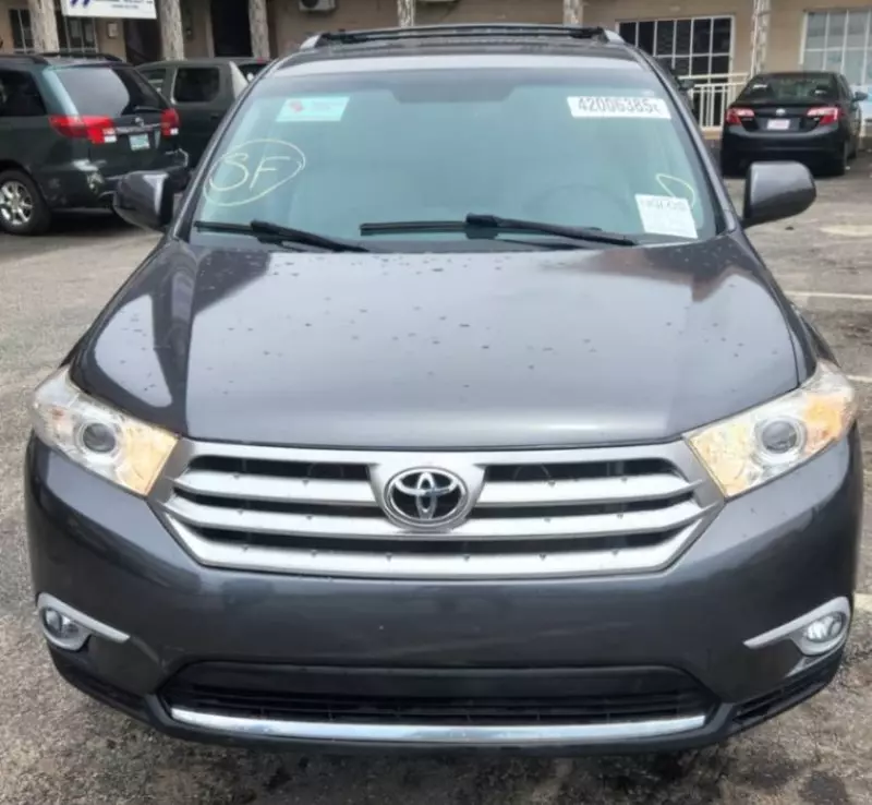 Toyota Highlander - 2012