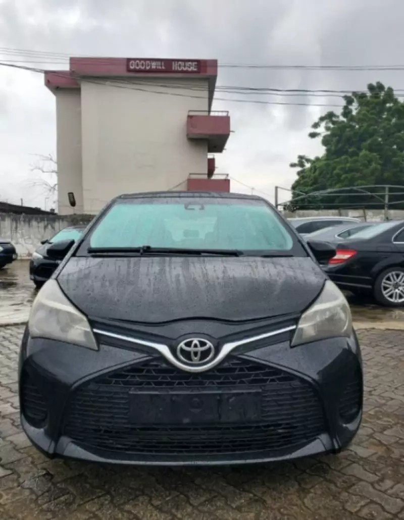 Toyota Yaris   - 2017