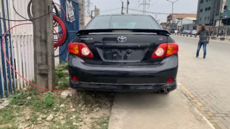 Toyota Corolla   - 2013