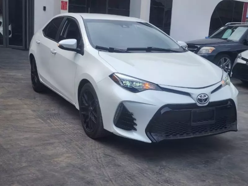 Toyota Corolla   - 2017