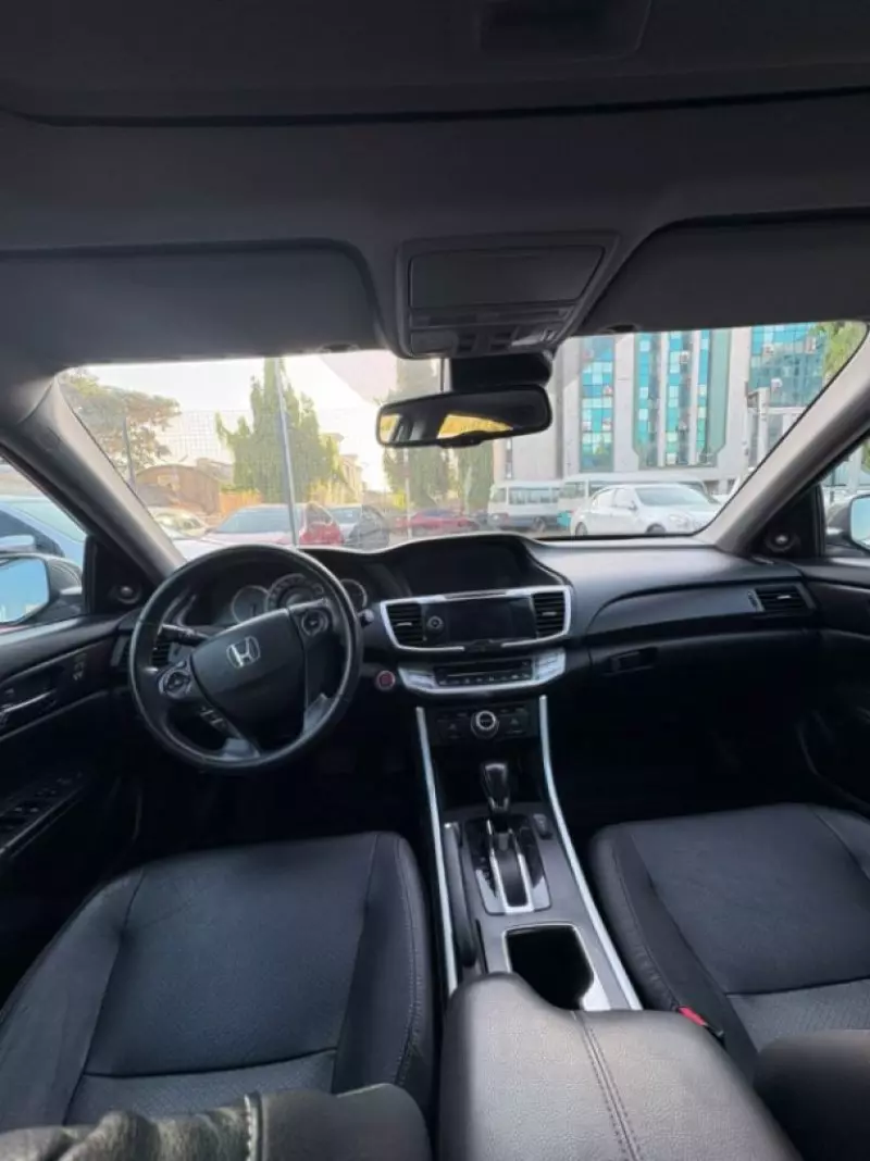 Honda Accord   - 2013