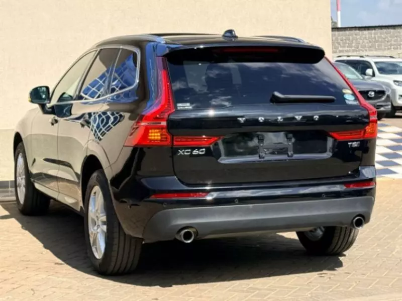 Volvo XC60   - 2018