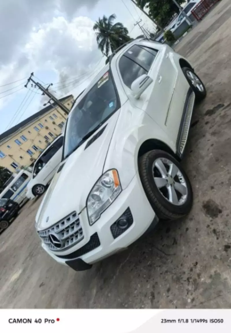 Mercedes-Benz ML 350   - 2010