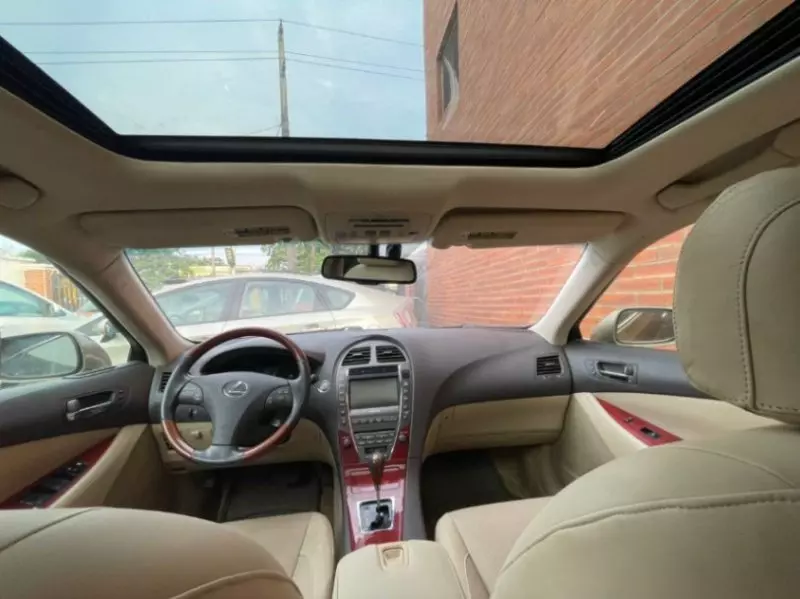 Lexus ES   - 2009