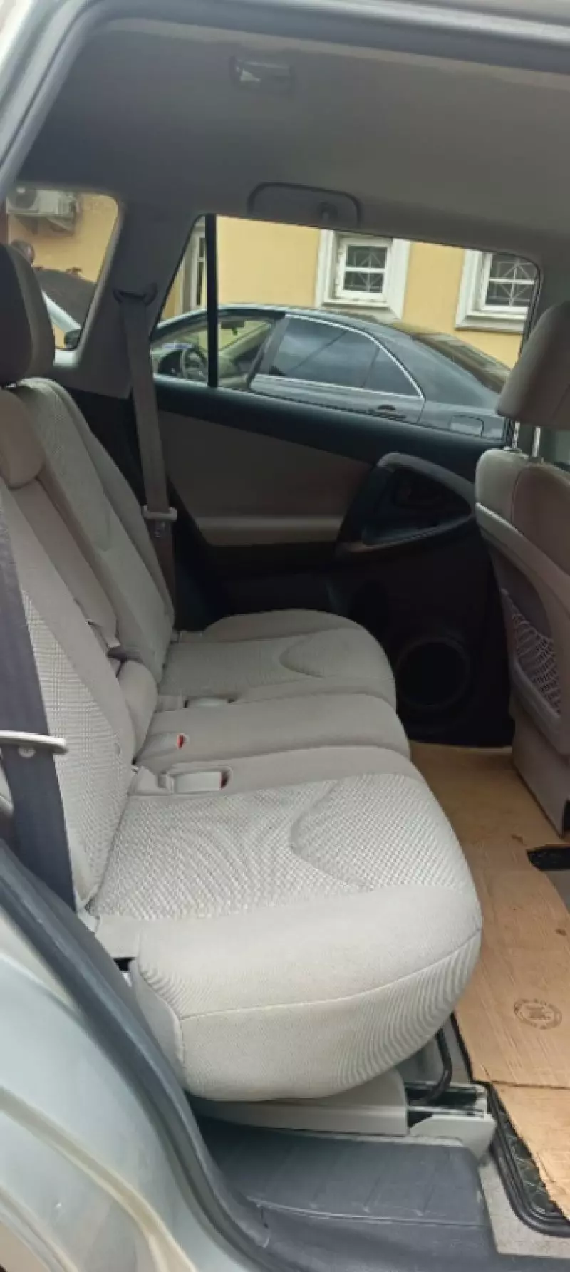 Toyota RAV4   - 2012