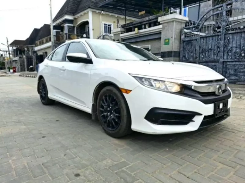 Honda Civic   - 2017