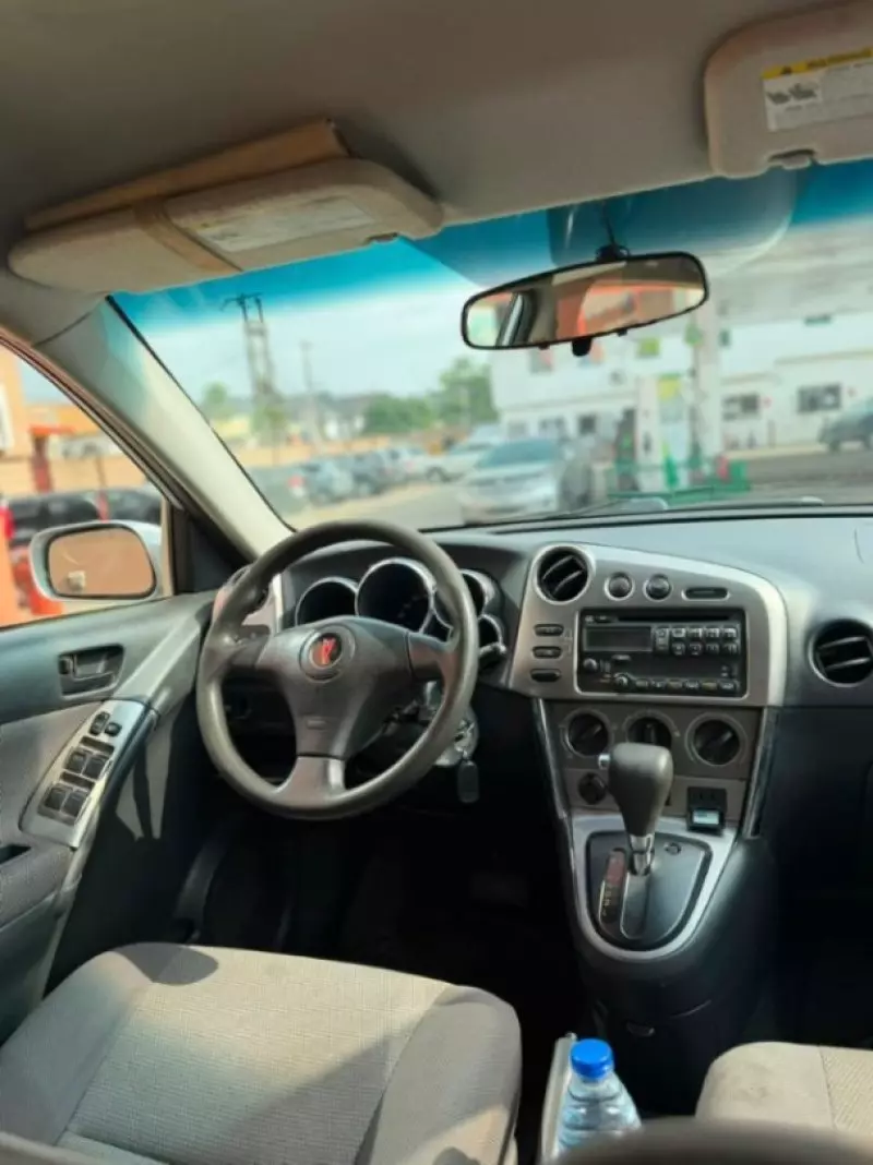 Pontiac Vibe   - 2007