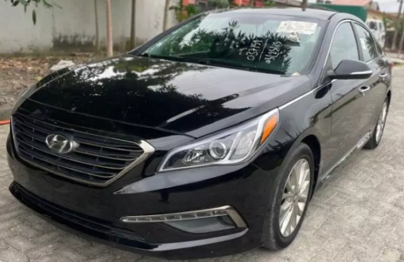 Hyundai Sonata   - 2015