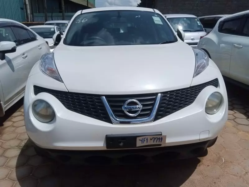 Nissan Juke   - 2012