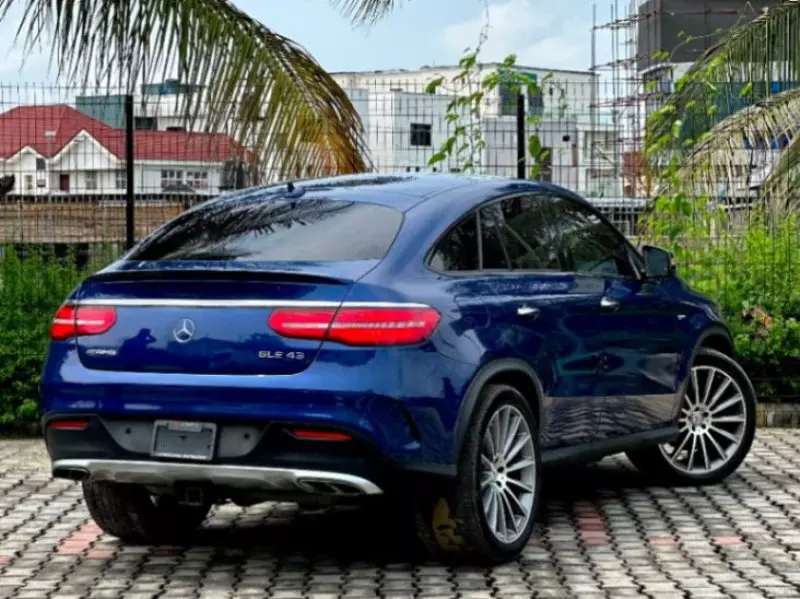 Mercedes-Benz GLE 43 AMG   - 2017