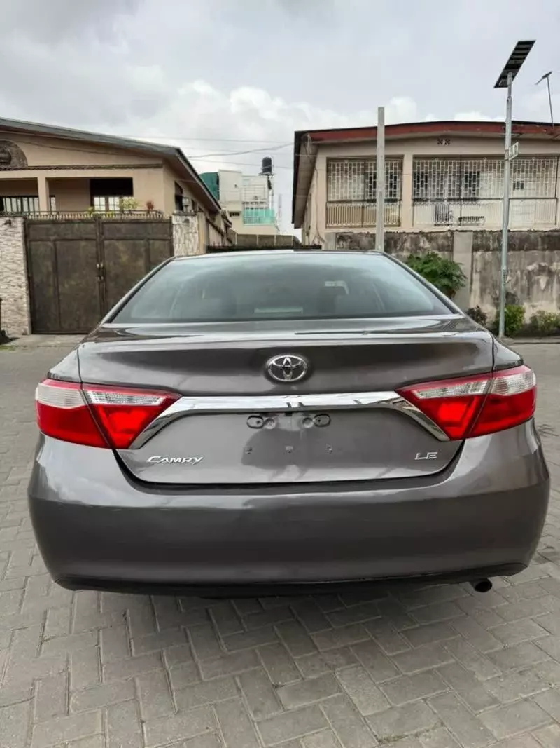Toyota Camry   - 2016