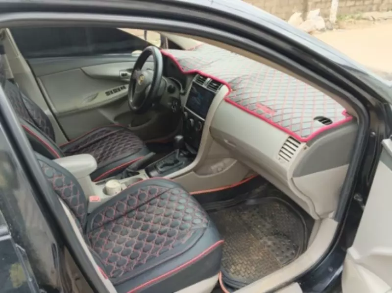 TOYOTA Corolla - 2009