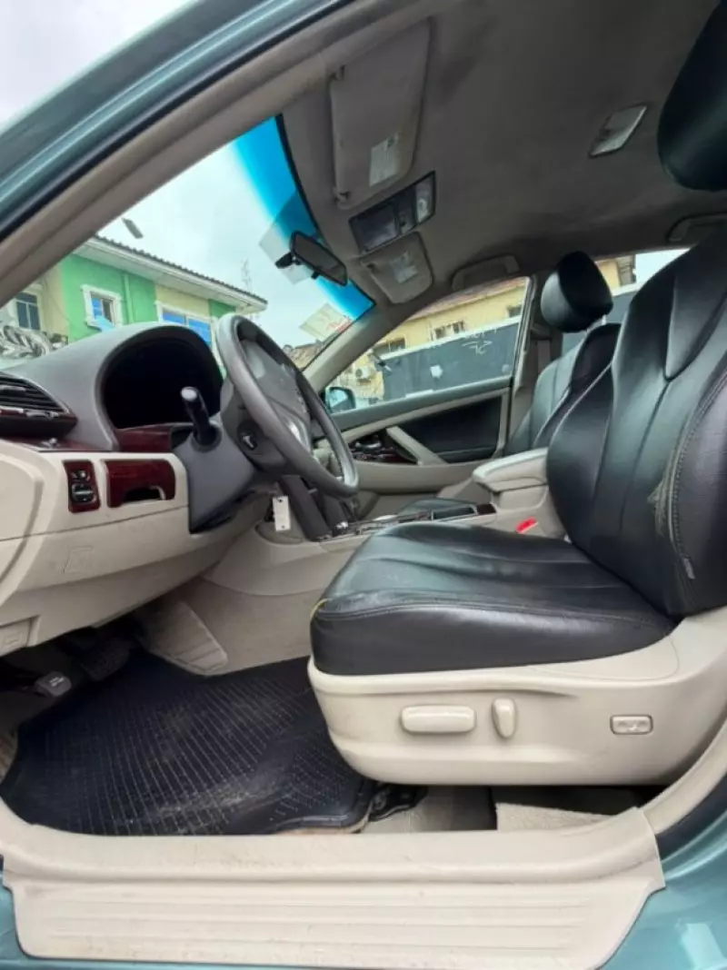 TOYOTA Camry   - 2009