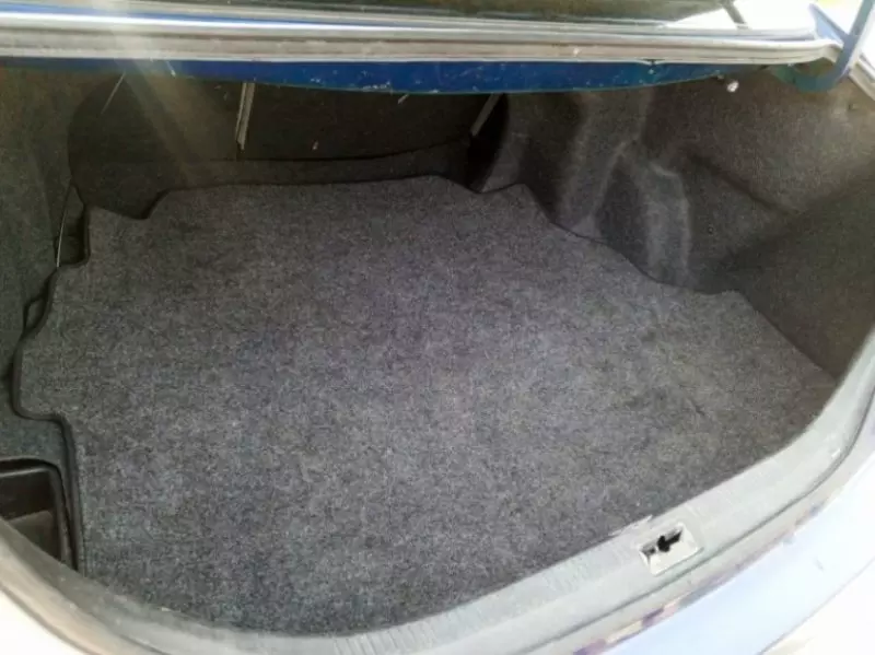 Toyota Camry   - 2011