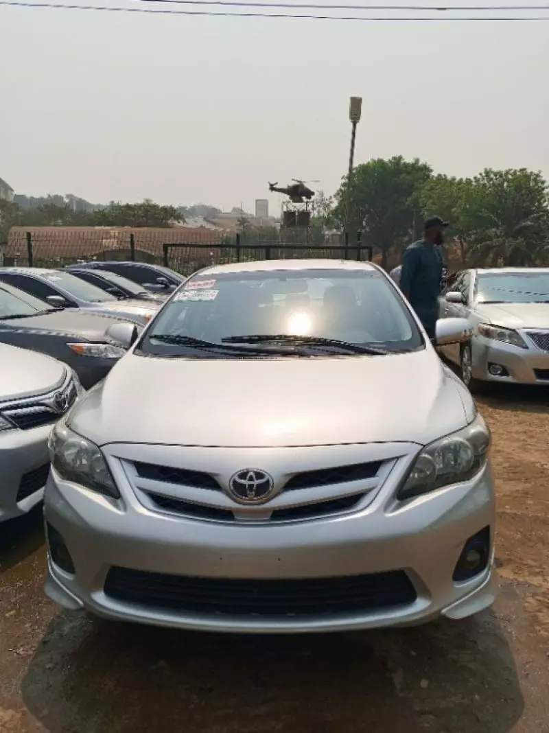 Toyota Corolla   - 2011