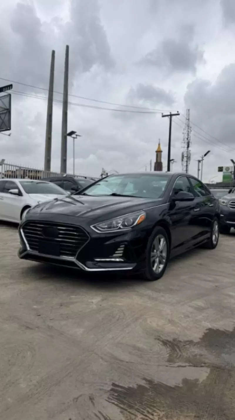 Hyundai Sonata   - 2018