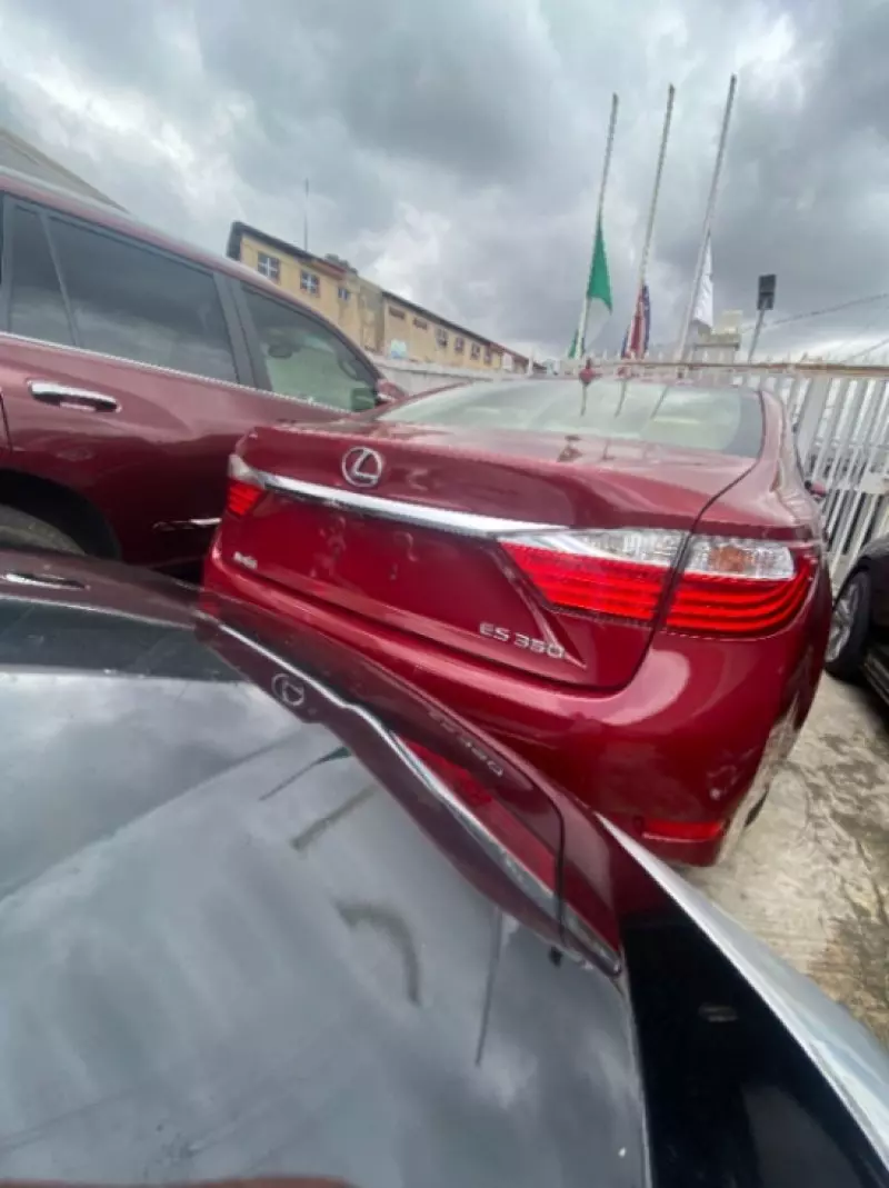 Lexus ES 350   - 2014