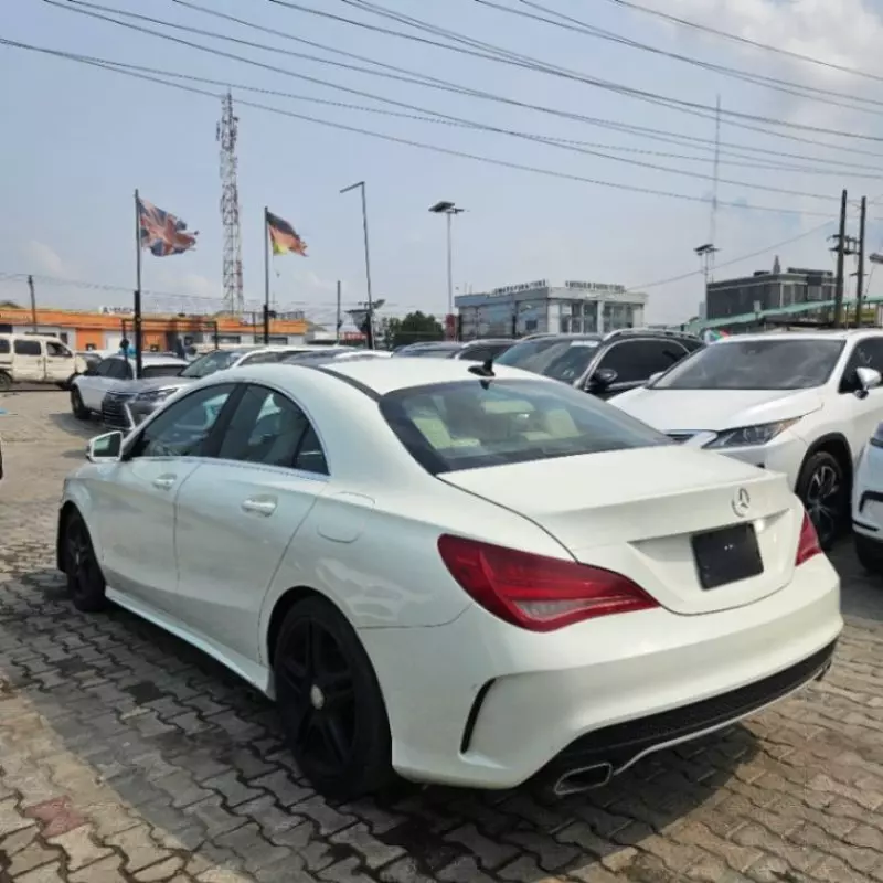 Mercedes-Benz CLA-Class   - 2014