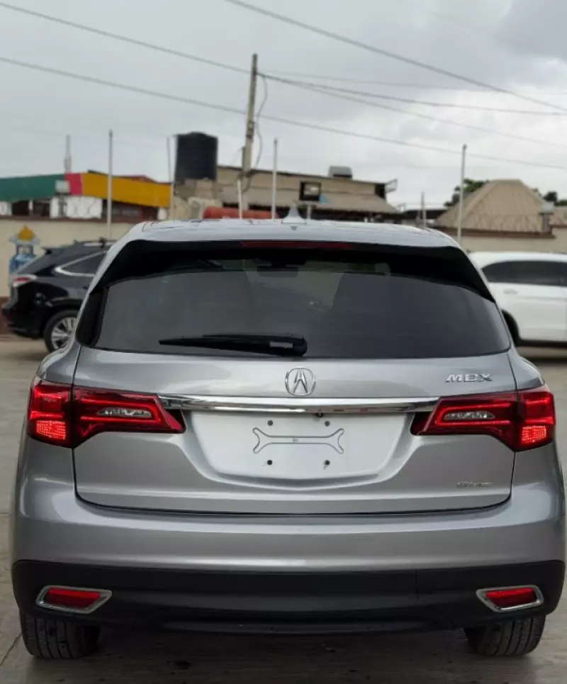 Acura MDX - 2016