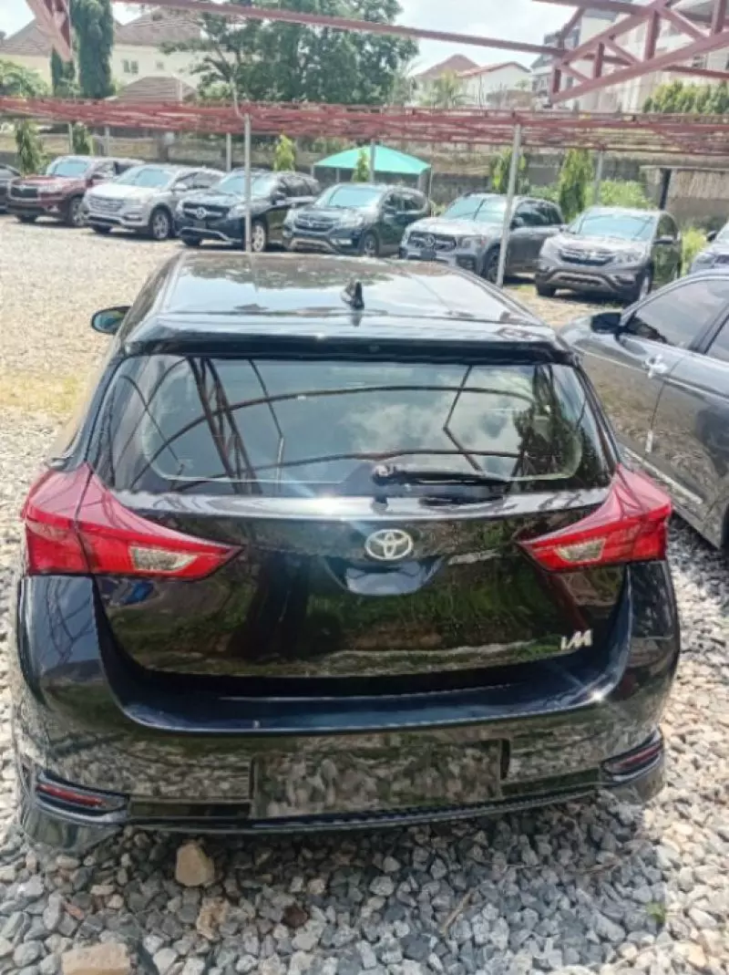 Toyota Corolla iM   - 2017