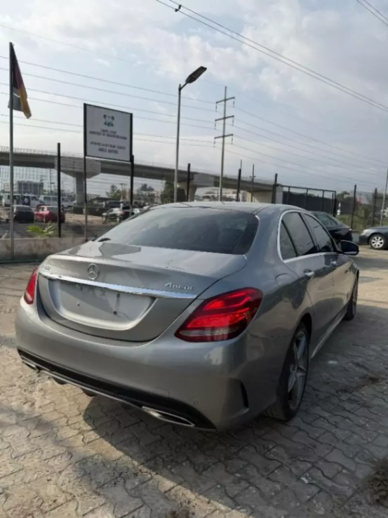 Mercedes-Benz C 400   - 2015