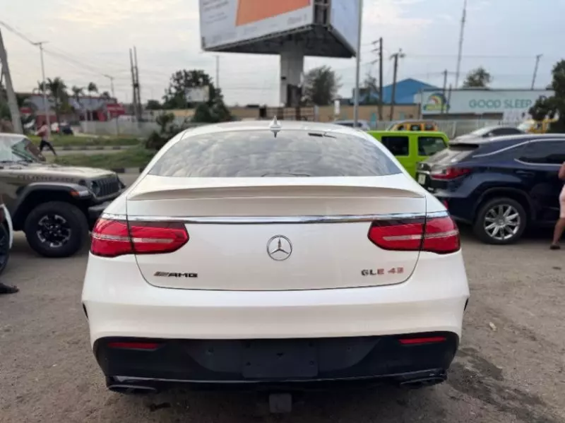 Mercedes-Benz GLE-Class   - 2019