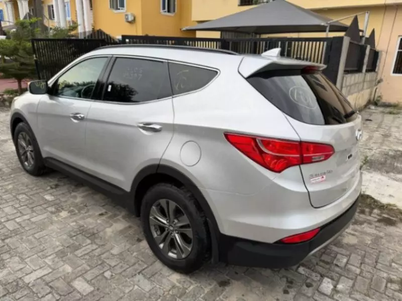 Hyundai Santa Fe Sport   - 2014