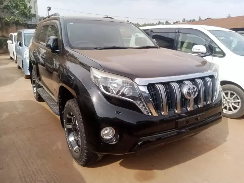 Toyota Landcruiser Prado   - 2016