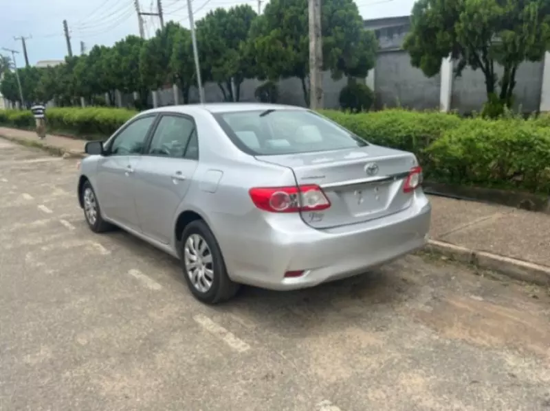 Toyota Corolla   - 2012