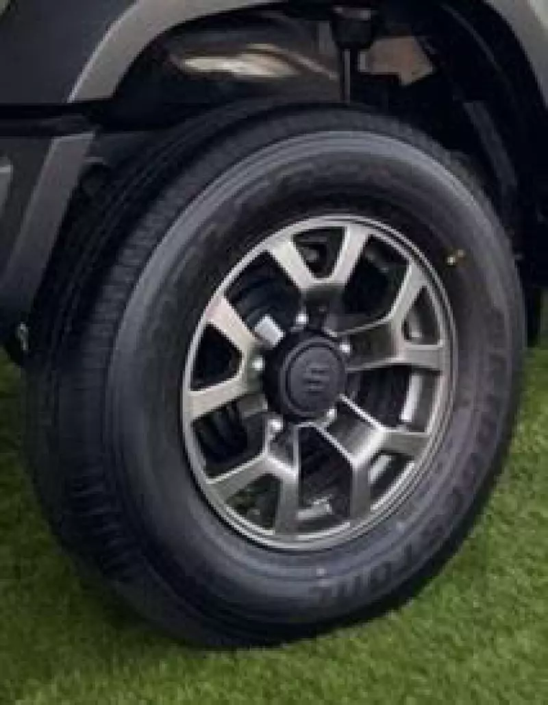 SUZUKI Jimny    - 2025