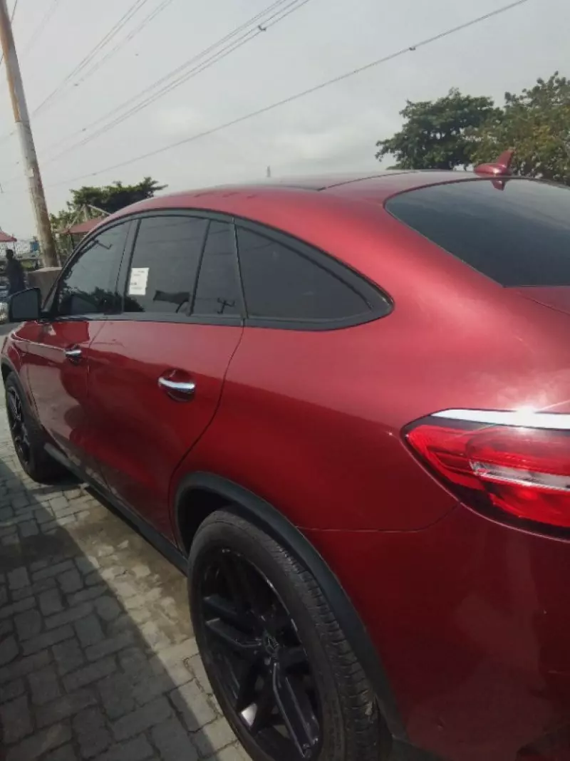 Mercedes-Benz GLE-Class - 2016