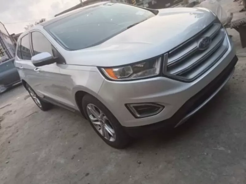 Ford Edge   - 2015