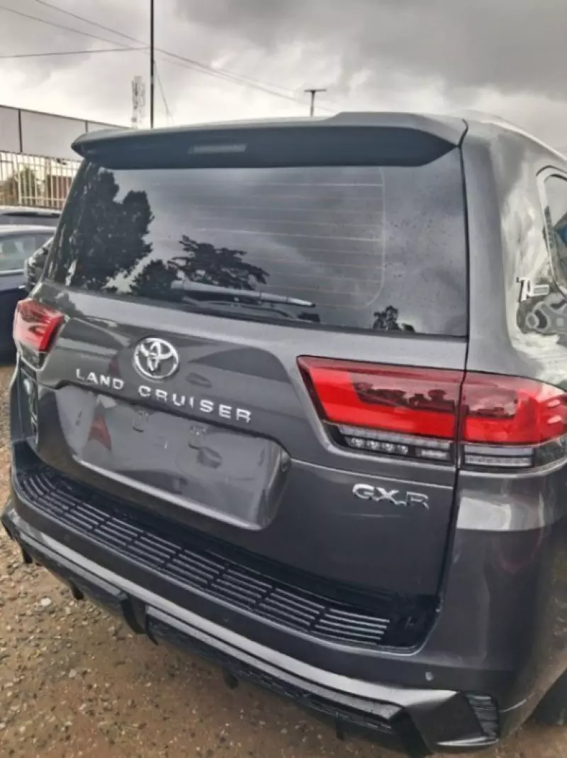 TOYOTA Land Cruiser - 2021