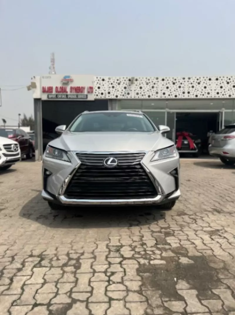 Lexus RX   - 2019