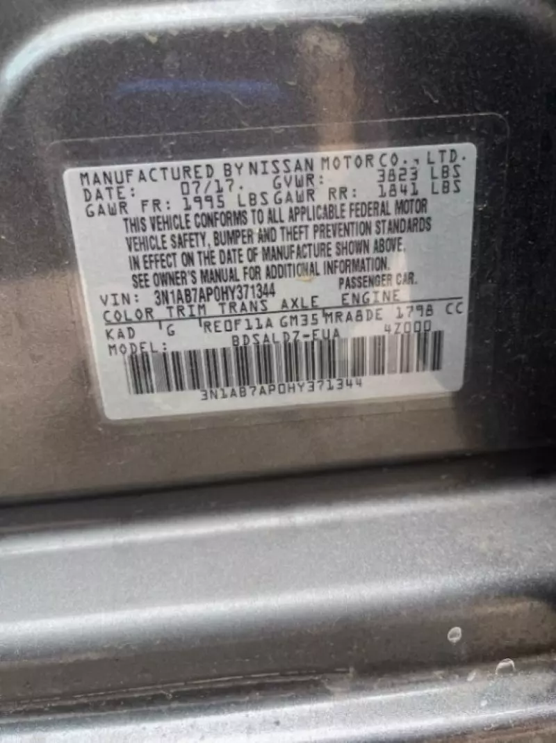 Nissan Sentra   - 2017