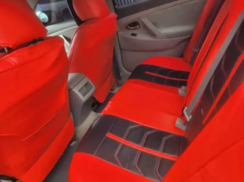 Toyota Camry   - 2009