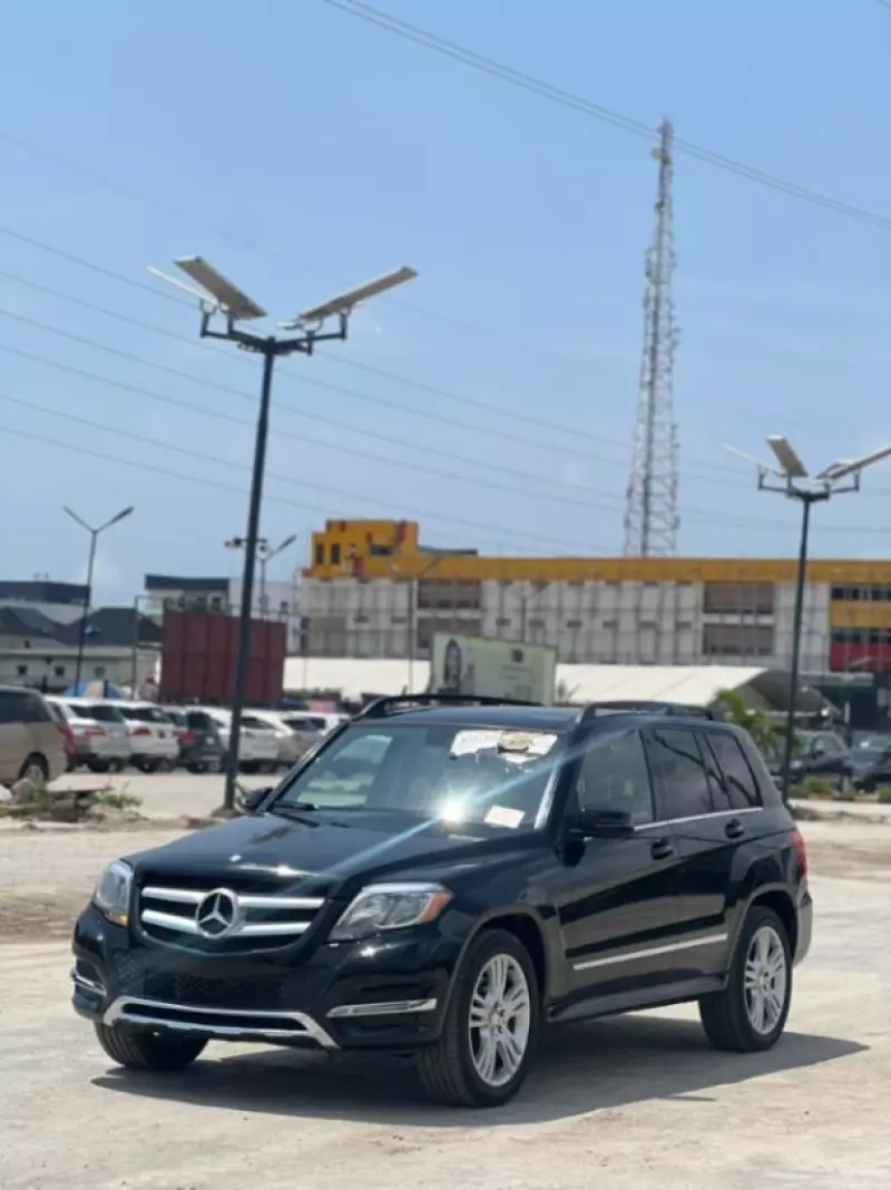 Mercedes-Benz GLK 350   - 2014