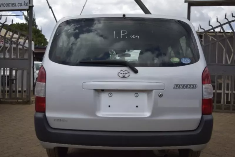 TOYOTA Succeed    - 2019