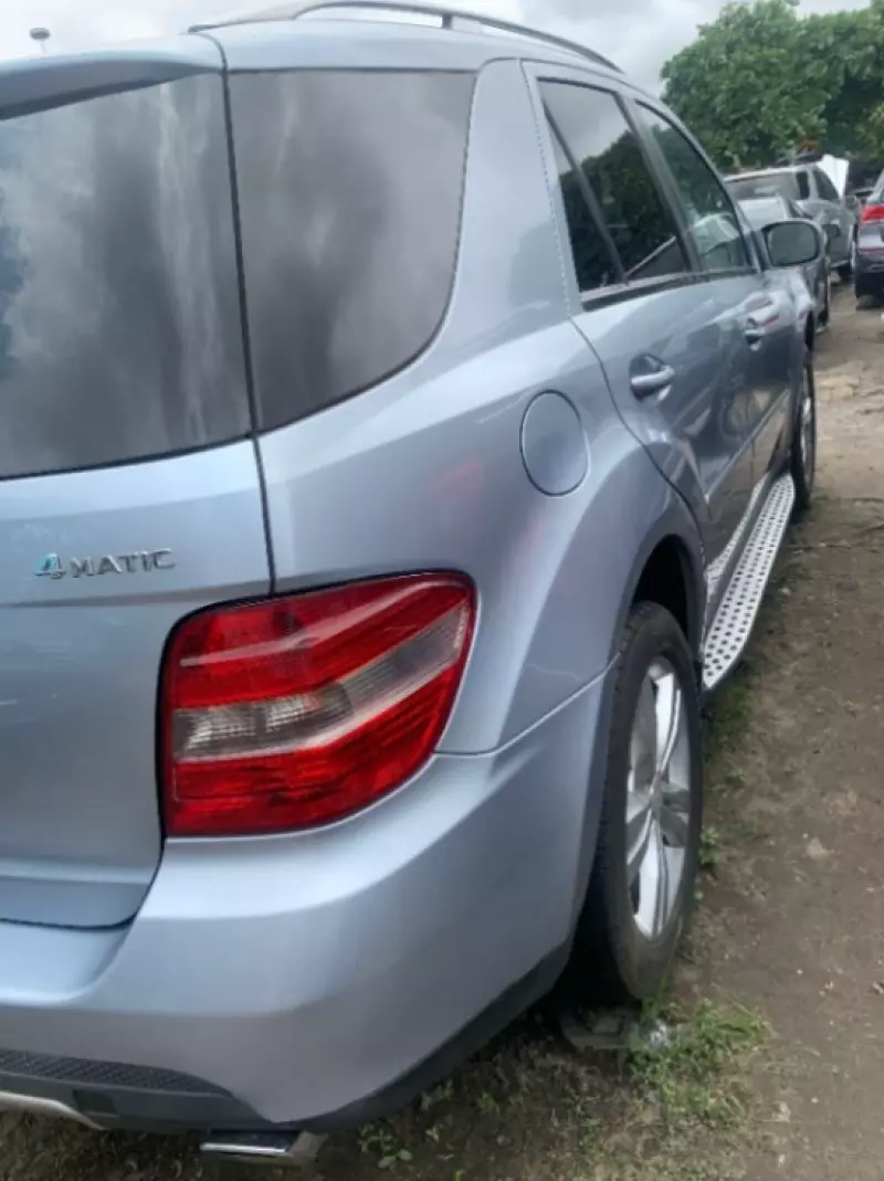 Mercedes-Benz ML 350   - 2007