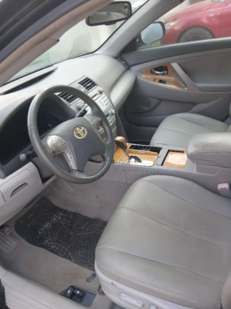 Toyota Camry   - 2007