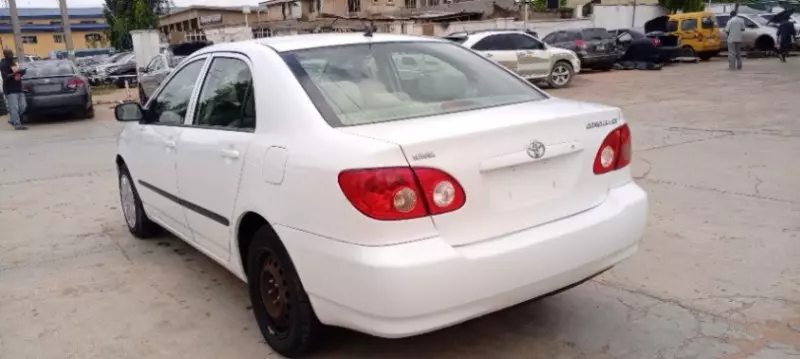 Toyota Corolla   - 2007
