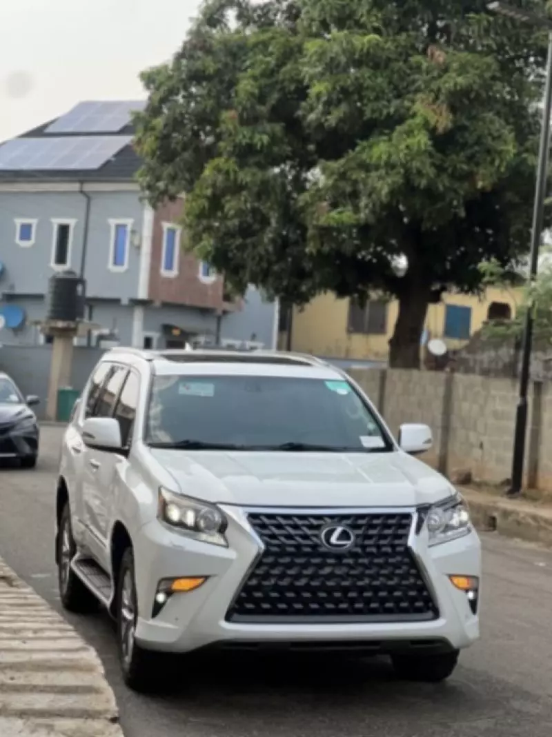 Lexus GX   - 2016