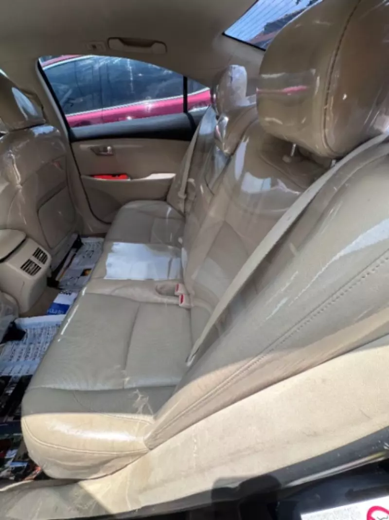 Lexus ES 350   - 2011