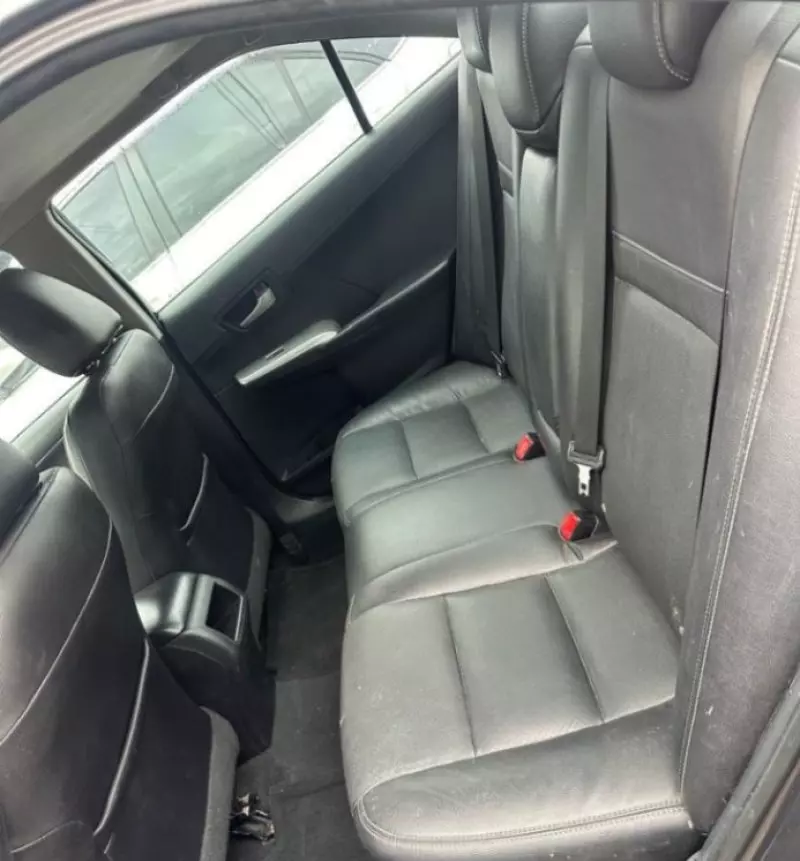 Toyota Camry   - 2014