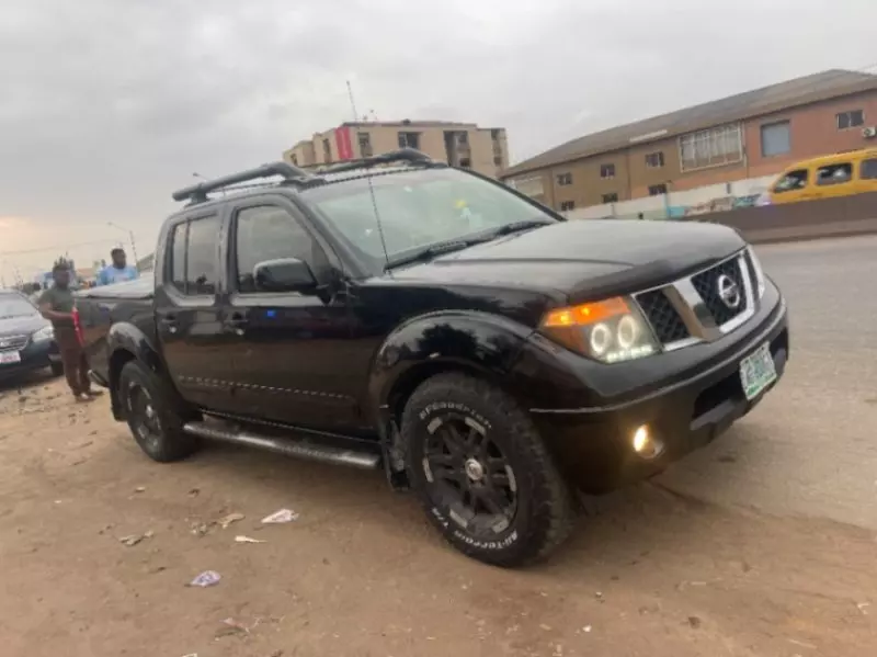 Nissan Frontier   - 2008