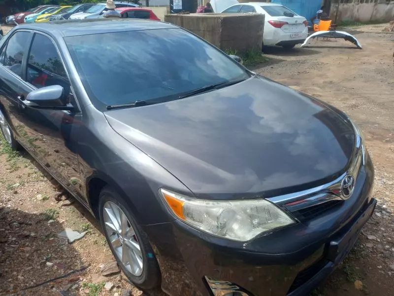 Toyota Camry   - 2012