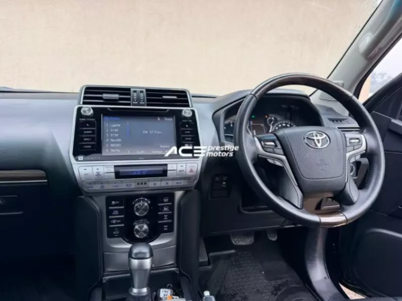 TOYOTA Landcruiser Prado   - 2020