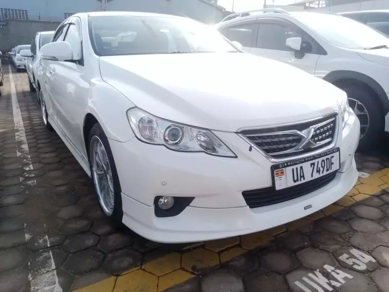 Toyota Mark X   - 2012